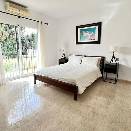 Scenic With Private Pool - Sleeps 8